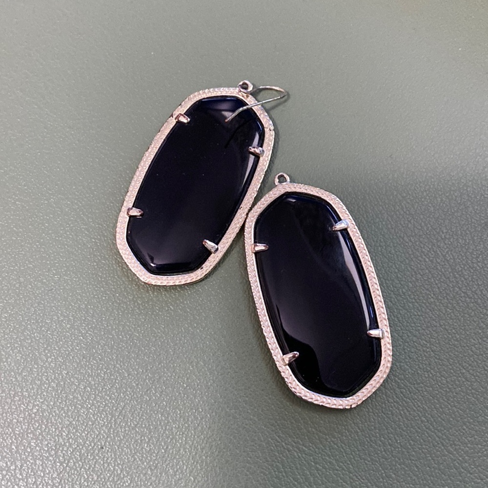 Kendra Scott Danielle Gold Drop Earrings